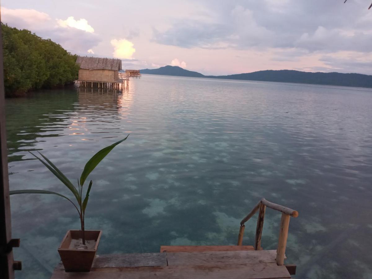 Arborek Diving Homestay R4 Besir Exterior photo